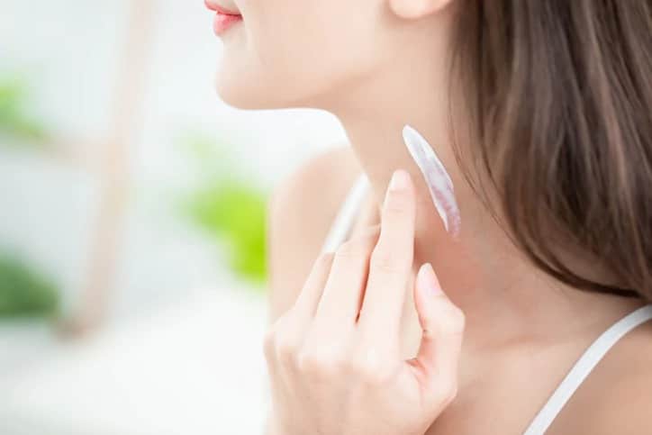 How to get rid of lines on your neck? - SHOPPE.LK