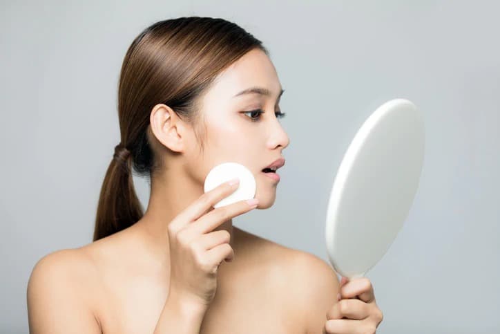 The Best treatments for getting rid of Stubborn Acne Scars - SHOPPE.LK