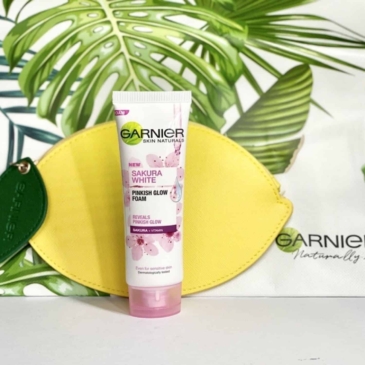 GARNIER Sakura White Pinkish Radiance Gentle Cleansing Foam 50ml - Image 2