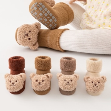 Warm and Cozy Newborn Baby Socks with Cartoon Bear Design - SHOPPE.LK